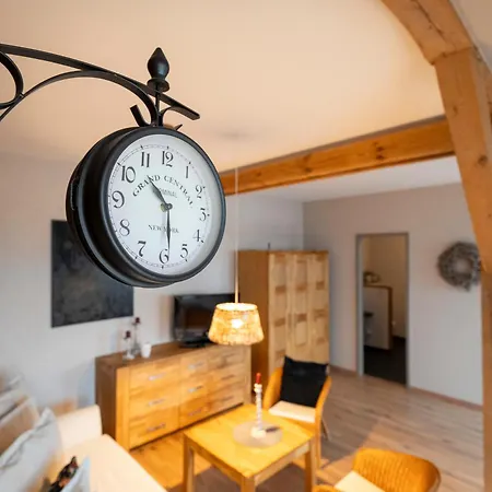 Apartment Am Kirchplatz 7 Stahnsdorf Esterno foto